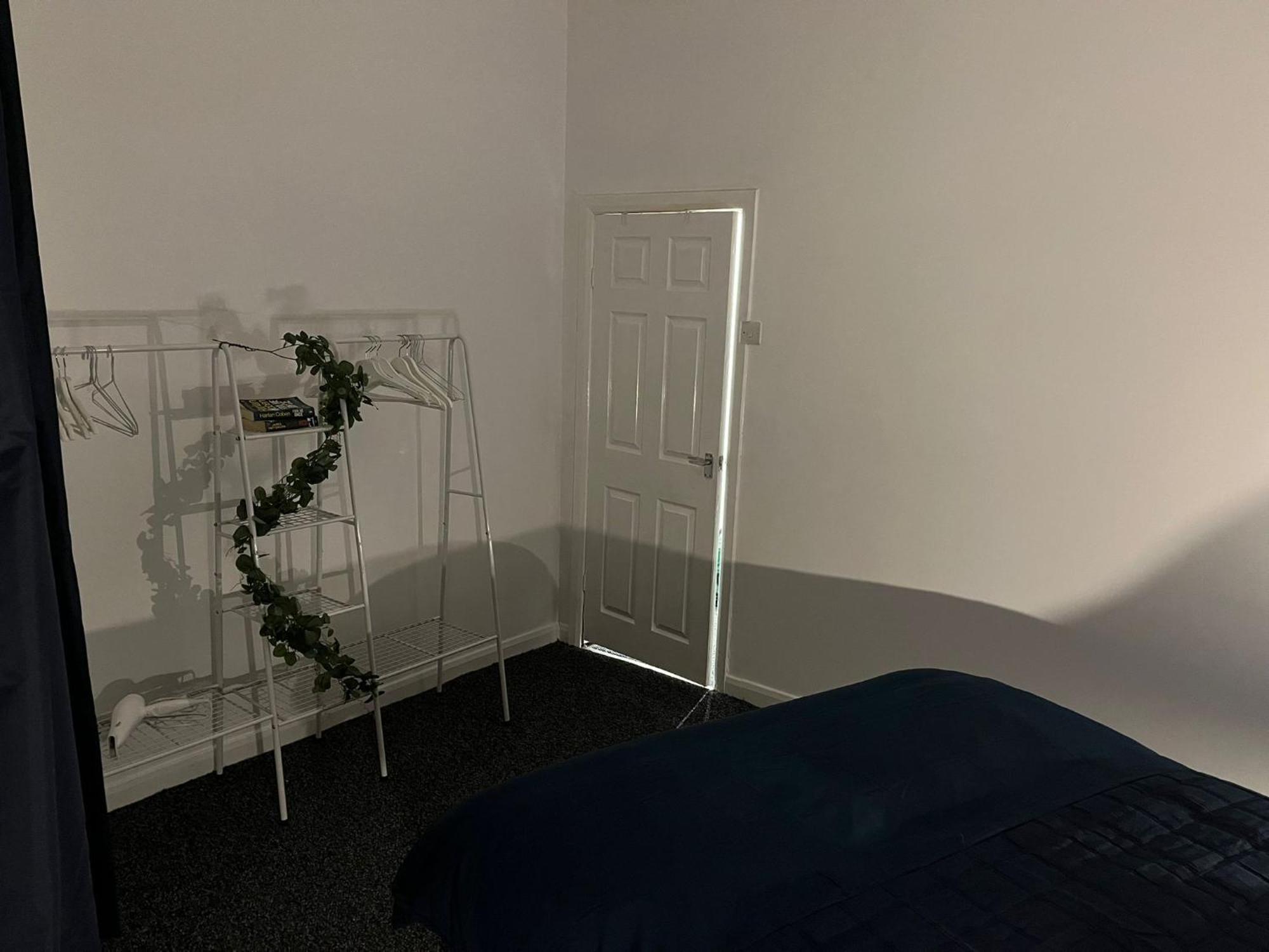 Large Ground Floor Apartment - South Shields - 3 Minutes From South Tyneside Hospital, 8 Minutes From Beach Buitenkant foto