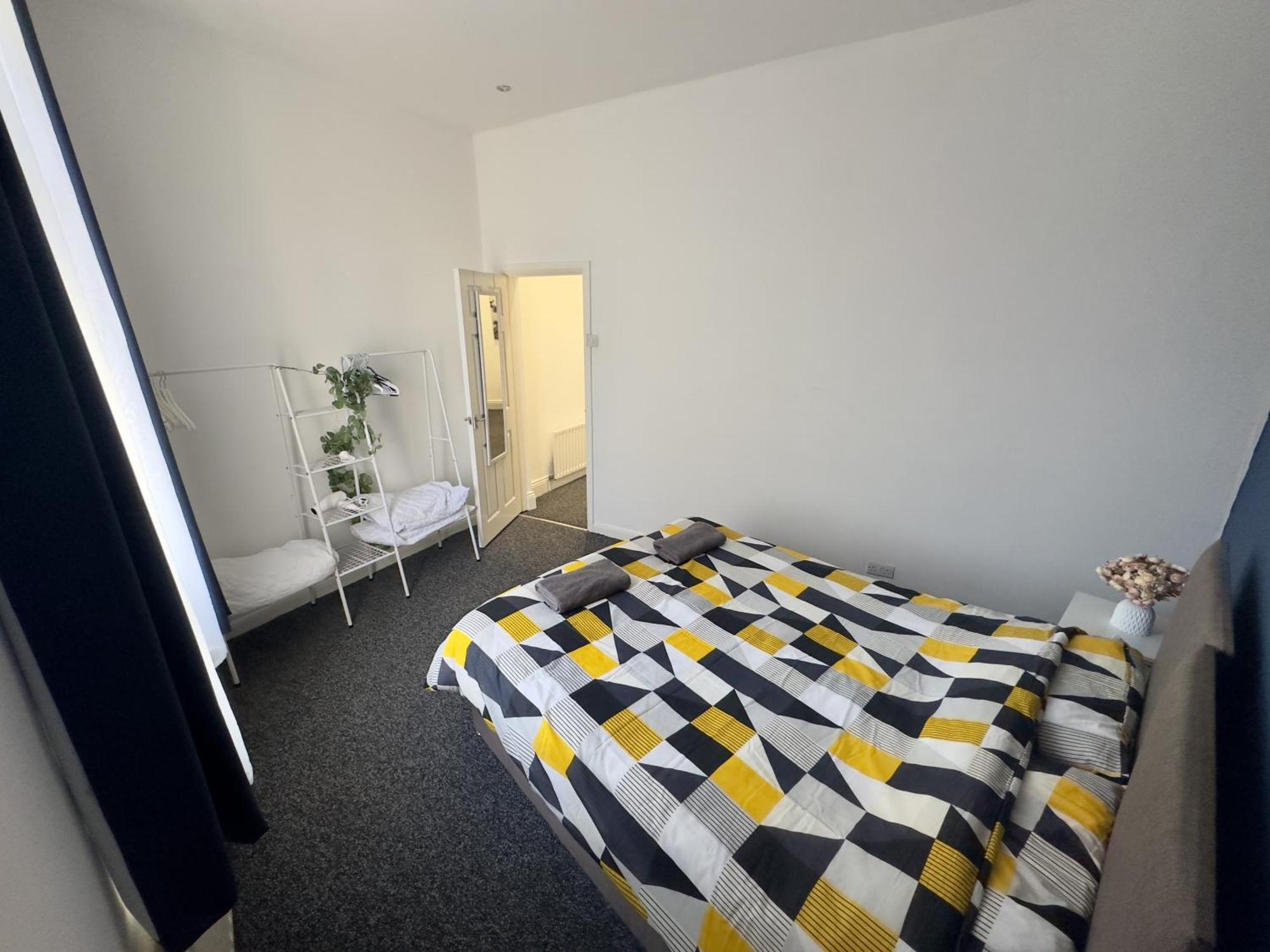 Large Ground Floor Apartment - South Shields - 3 Minutes From South Tyneside Hospital, 8 Minutes From Beach Buitenkant foto