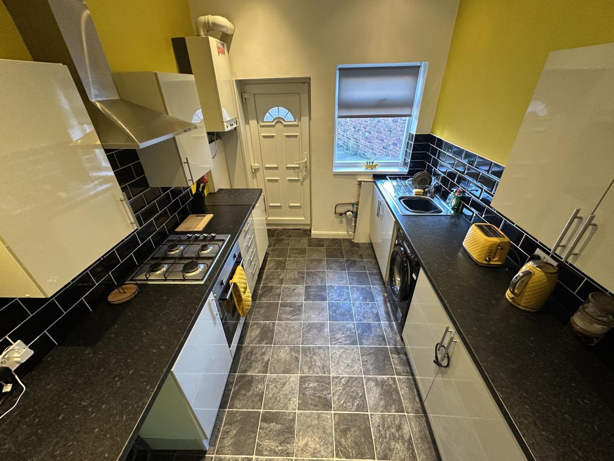 Large Ground Floor Apartment - South Shields - 3 Minutes From South Tyneside Hospital, 8 Minutes From Beach Buitenkant foto